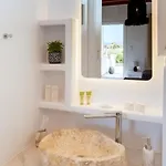 Kanelis & Apartment