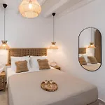Kanelis & Apartment