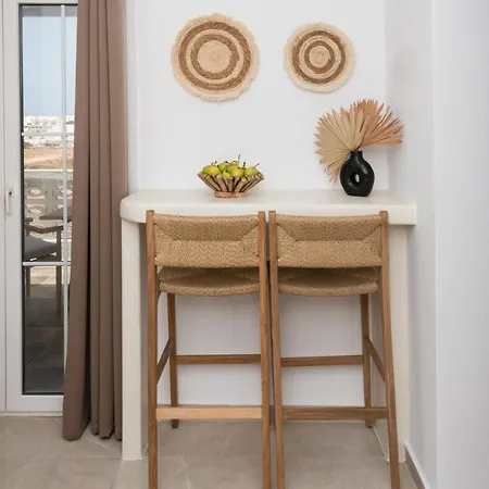 Kanelis & Lejlighed Mytakas