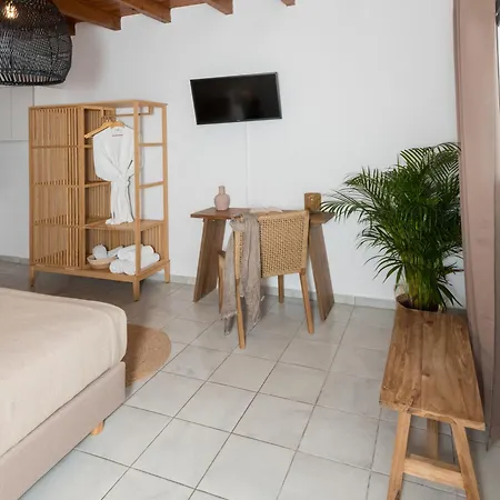 Kanelis & Apartment Mytakas